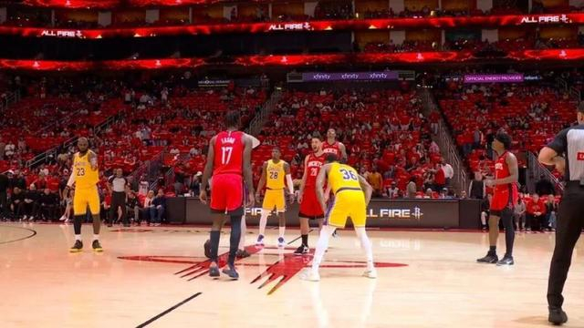 华体会登录入口-我X！绝杀！差点！今天老詹可太牛了！4-0了吧，4-0了|火箭|湖人|詹姆斯|勒布朗·詹姆斯|季后赛_新浪体育_新浪新闻